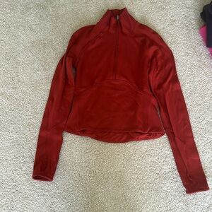 Lululemon crop half zip